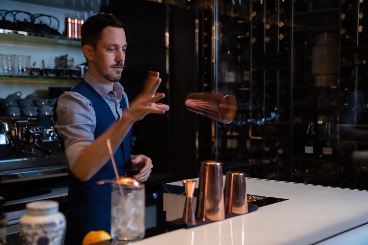 Hilton Star Raven Rudolph Shares his Non-Alcoholic Pina Colada Recipe with Drink Dry