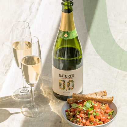 Natureo Sparkling Muscat Grape Beverage 0.0%, 750ml